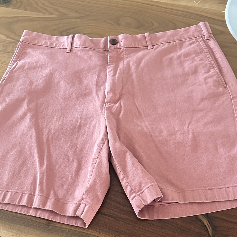 Jcrew size 40 9" inseam Men's Pink Shorts